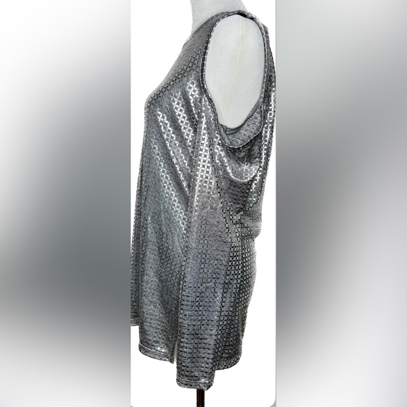 NWT - MICHAEL Michael Kors Metallic Cold-Shoulder Long Sleeve Top Size Medium - Picture 4 of 9